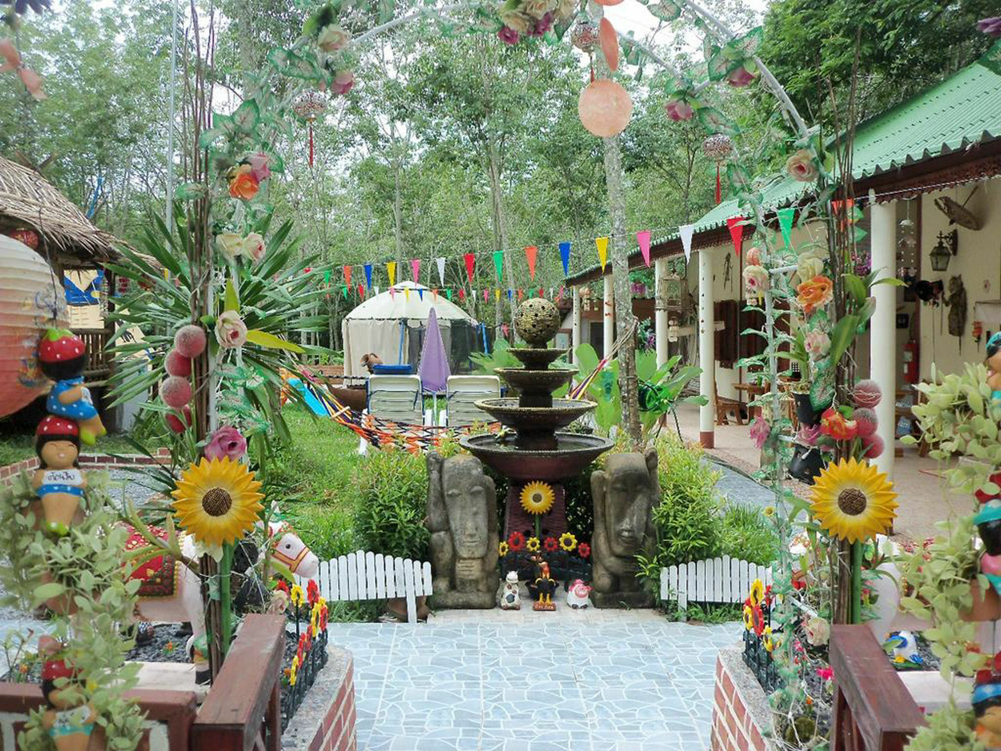 Soodsoi Resort Phuket Exterior foto